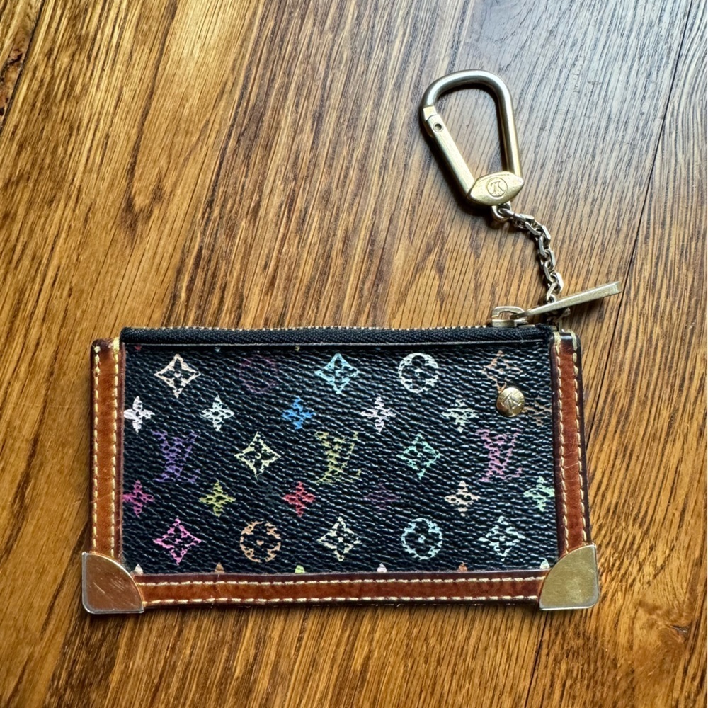 🚨LAST CHANCE🚨 Louis Vuitton Black Murakami Key Cles